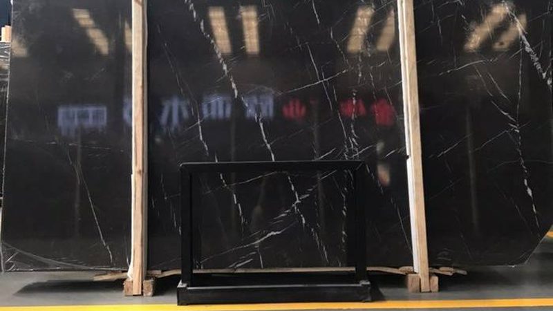 上海岩板台面报价解析：揭秘价格背后的秘密